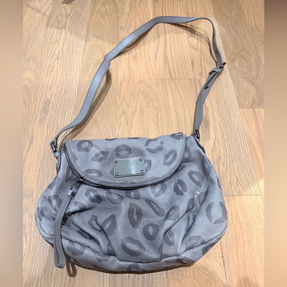 Marc by Marc Jacobs Lips Gray Crossbody Bag